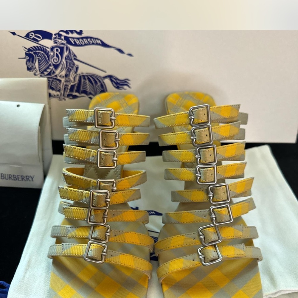 NWT Burberry Yellow Checkered Women's Heels - Picture 3 of 5